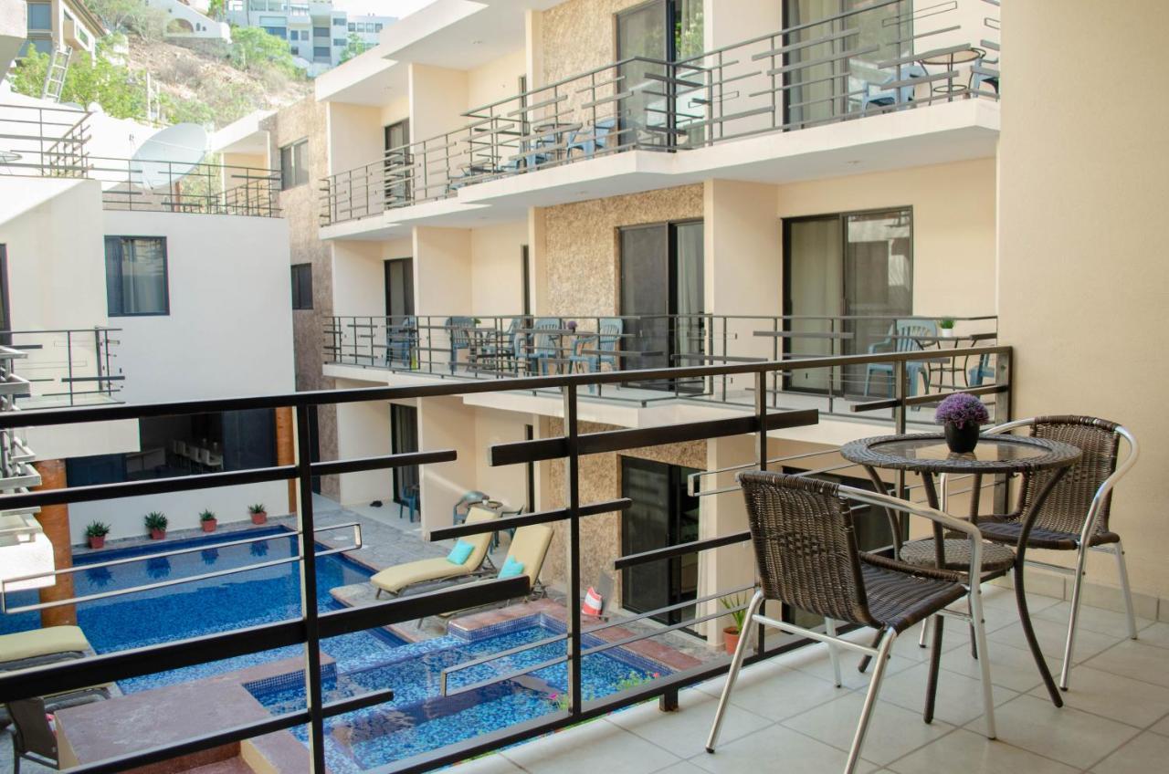 Pedregal Suites - Marina And Downtown Cabo San Lucas Bagian luar foto