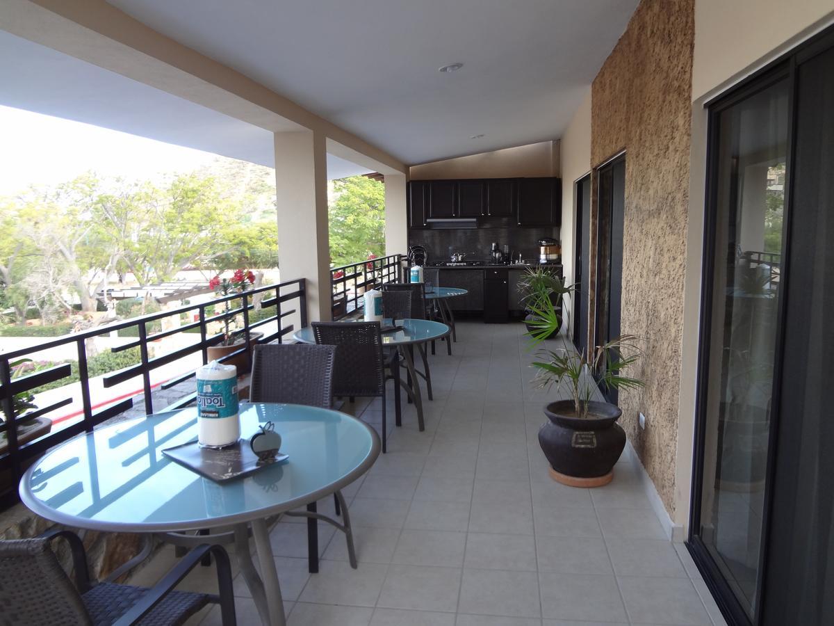 Pedregal Suites - Marina And Downtown Cabo San Lucas Bagian luar foto